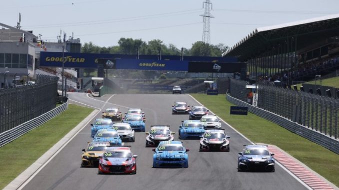 DEPART COURSE HONGRIE