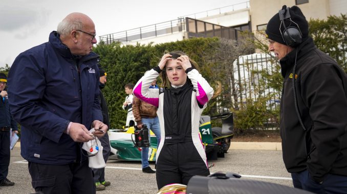 ULTIMATE HERVE ALEXANDRA