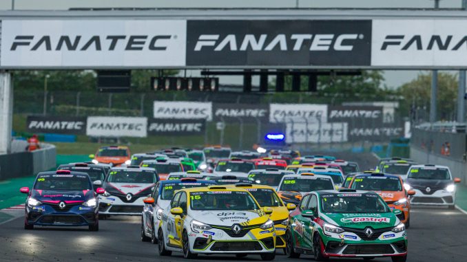 AUTO - CLIO CUP EUROPE 2022 - MAGNY-COURS