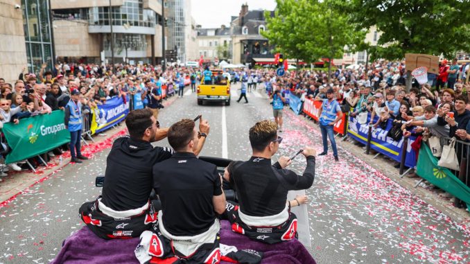 PARADE