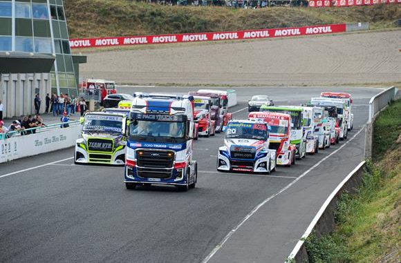 CAMIONS DEPART CHARADE