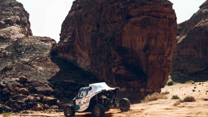 The HySE-X1 crosses remote terrain in Saudi Arabia on the Dakar Rally.