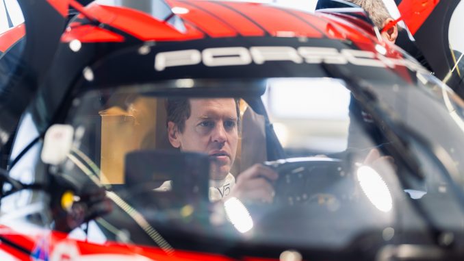 Seat Fit am 14.03.2024 bei Porsche Penske Motorsport