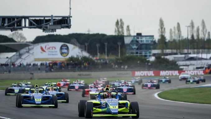 F4 COURSE1