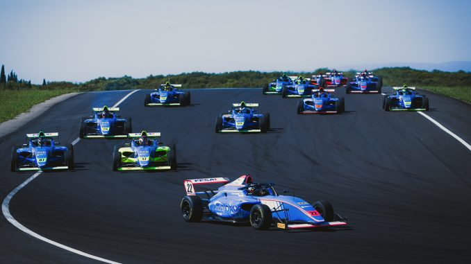 (AND) - F4, MYGALE / RENAULT / PIRELLI - FFSA Academy