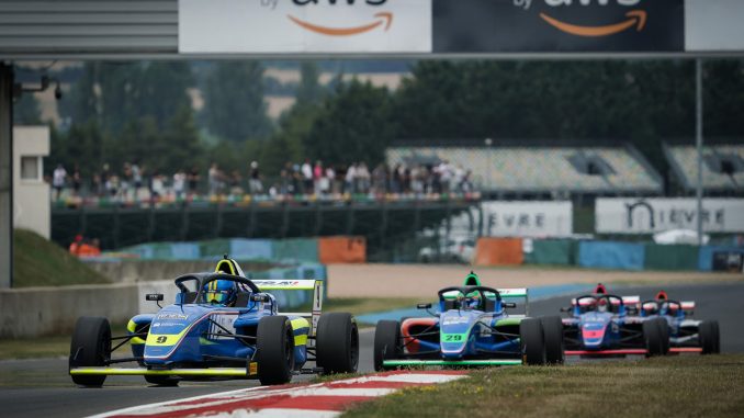 F4 MAGNY COURSES1 & 2