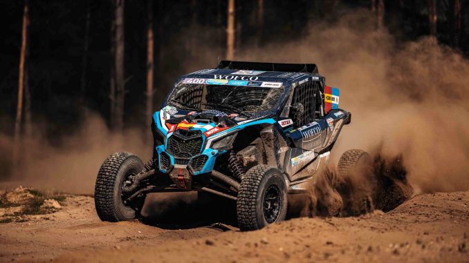 Fernando Alvarez in SSV category action with his Can-Am in Poland.