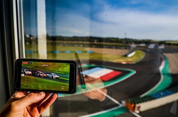 MAGNY COURS AV